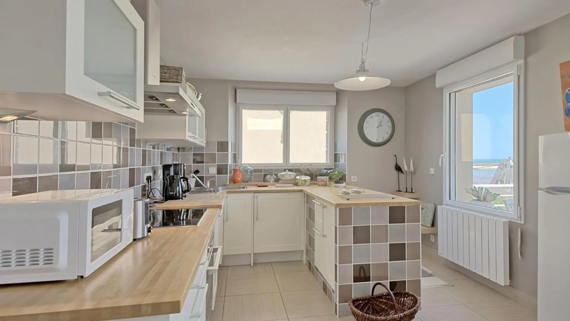 Apartment Les Embruns By Interhome Binic