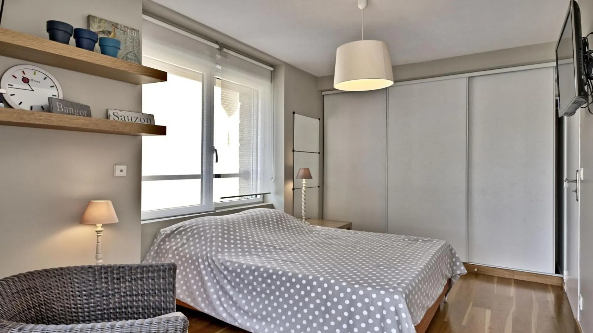 Apartment Les Embruns By Interhome Binic